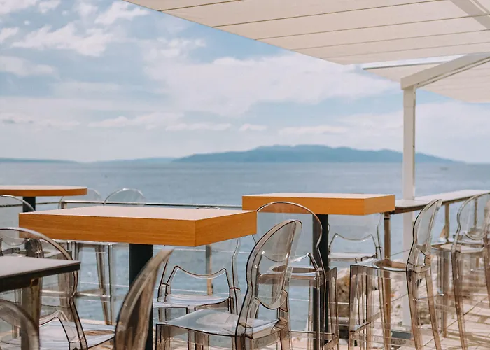 Bevanda & Restaurant - Unique Adriatic 酒店 奥帕提亚